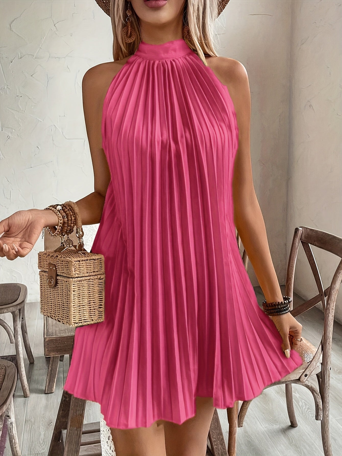 Women's Elegant Halter Neck A-Line Dress with Pleated Detail - Machine Washable Solid Color All-Season Casual to Formal Wear, Versatile Fashion, Smooth Texture Fabric